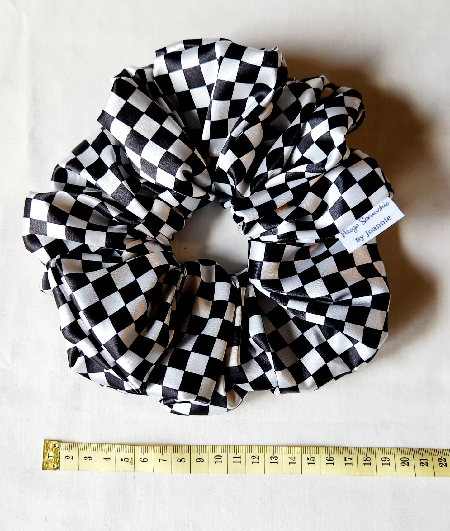 Mega Scrunchies by Joannie