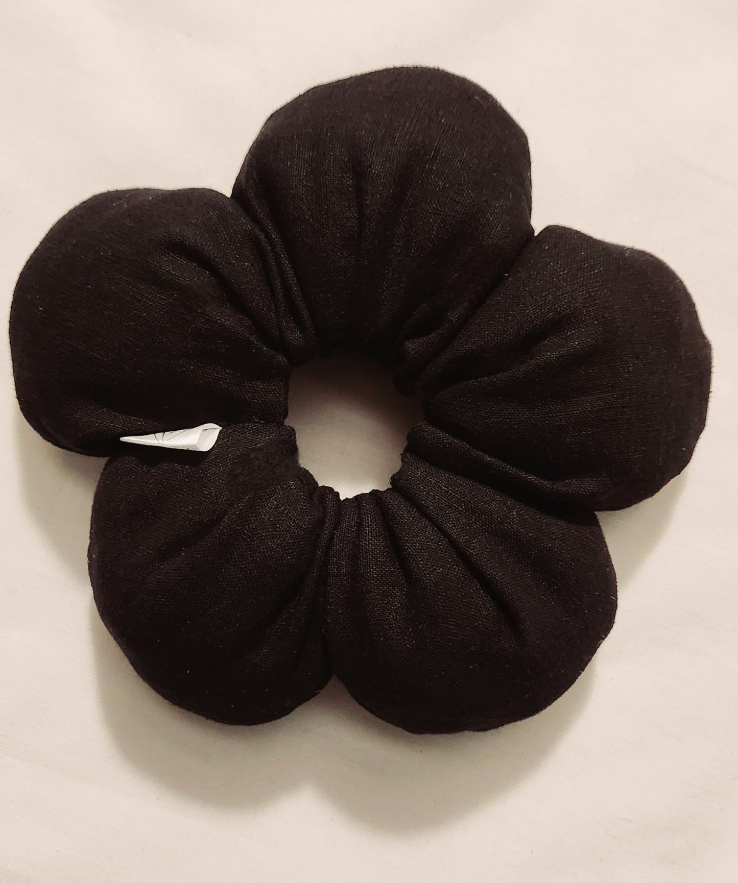 Linen Flower scrunchie