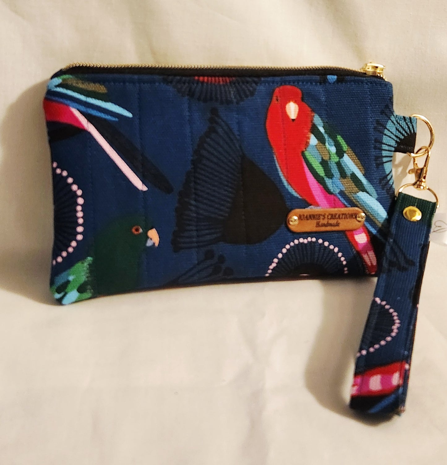Mobile phone wristlet pouch