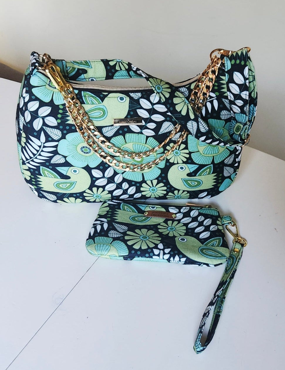 Crescent shoulder bag