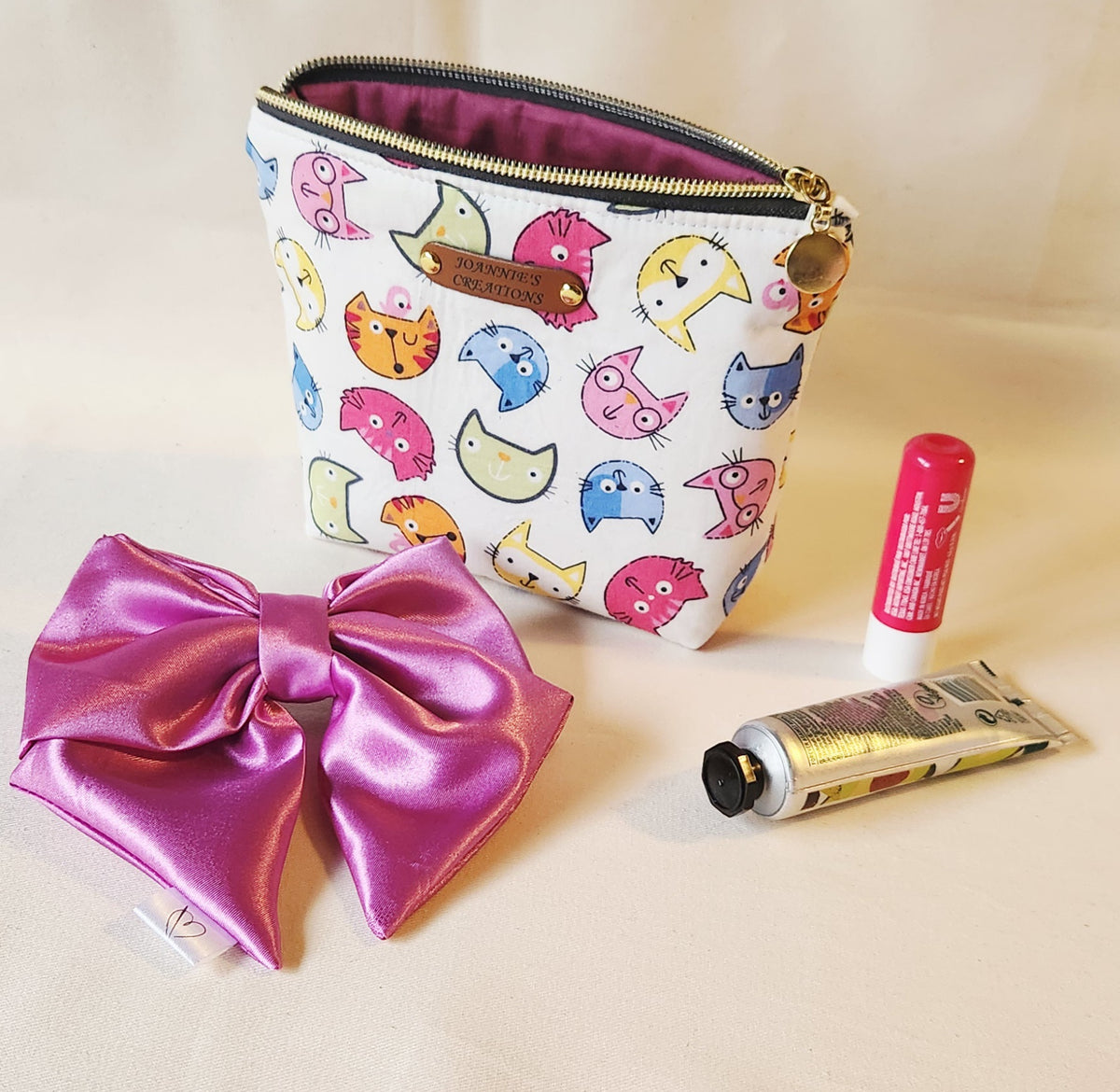 Bow and Pouch Set
