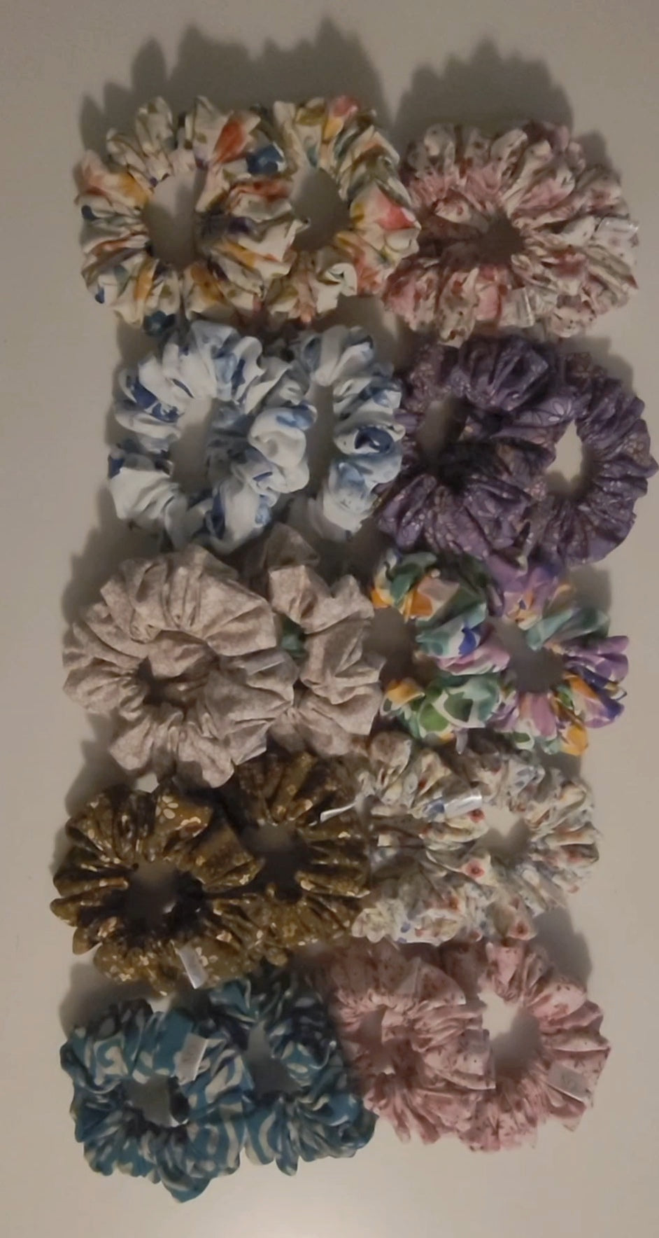 Dee scrunchies